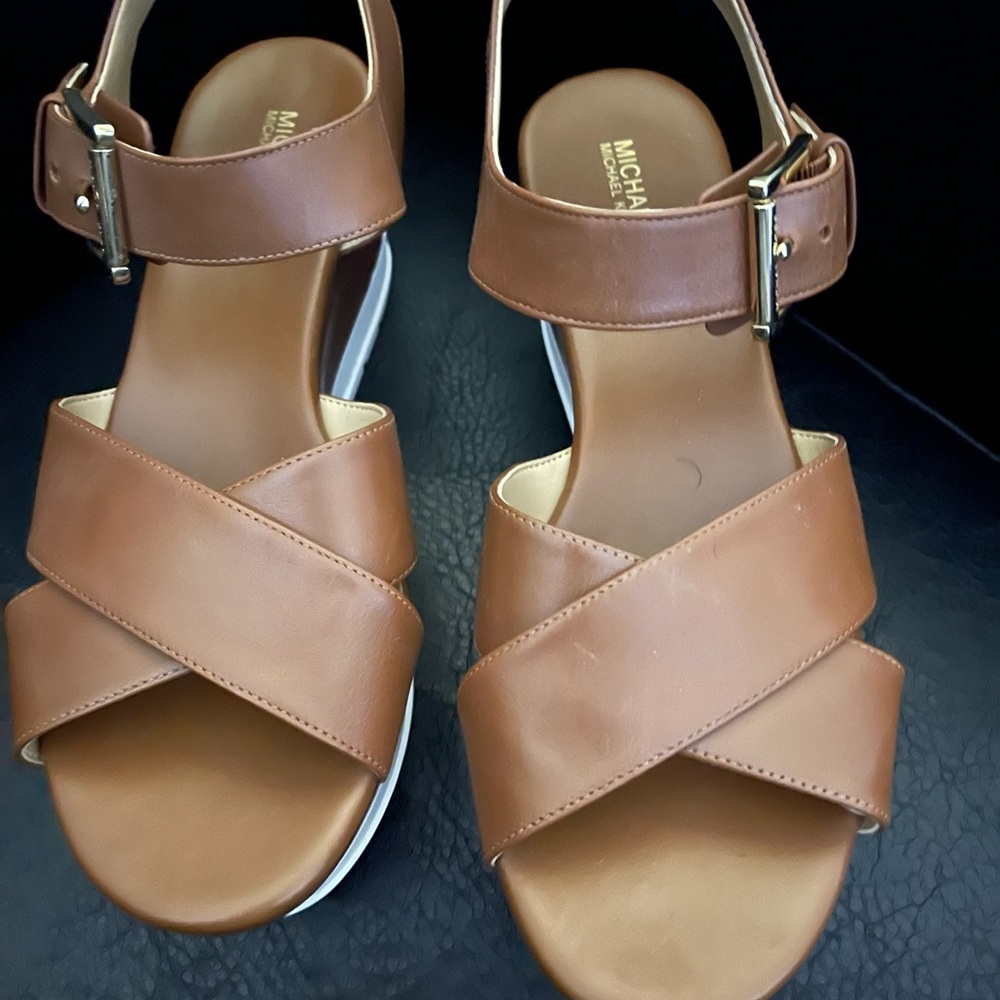 Sandal